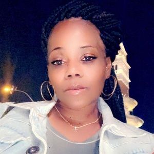 Meet your Posher, Nikki